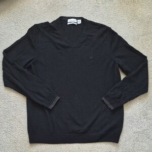 Calvin Klein Men's V-Neck Sweater in Classic Black